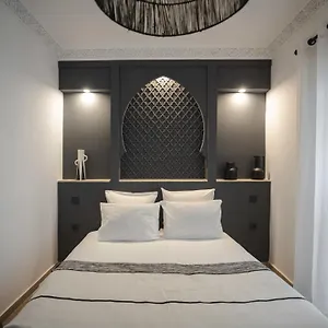 Riad M-17 Riad & Spa, Marakéš